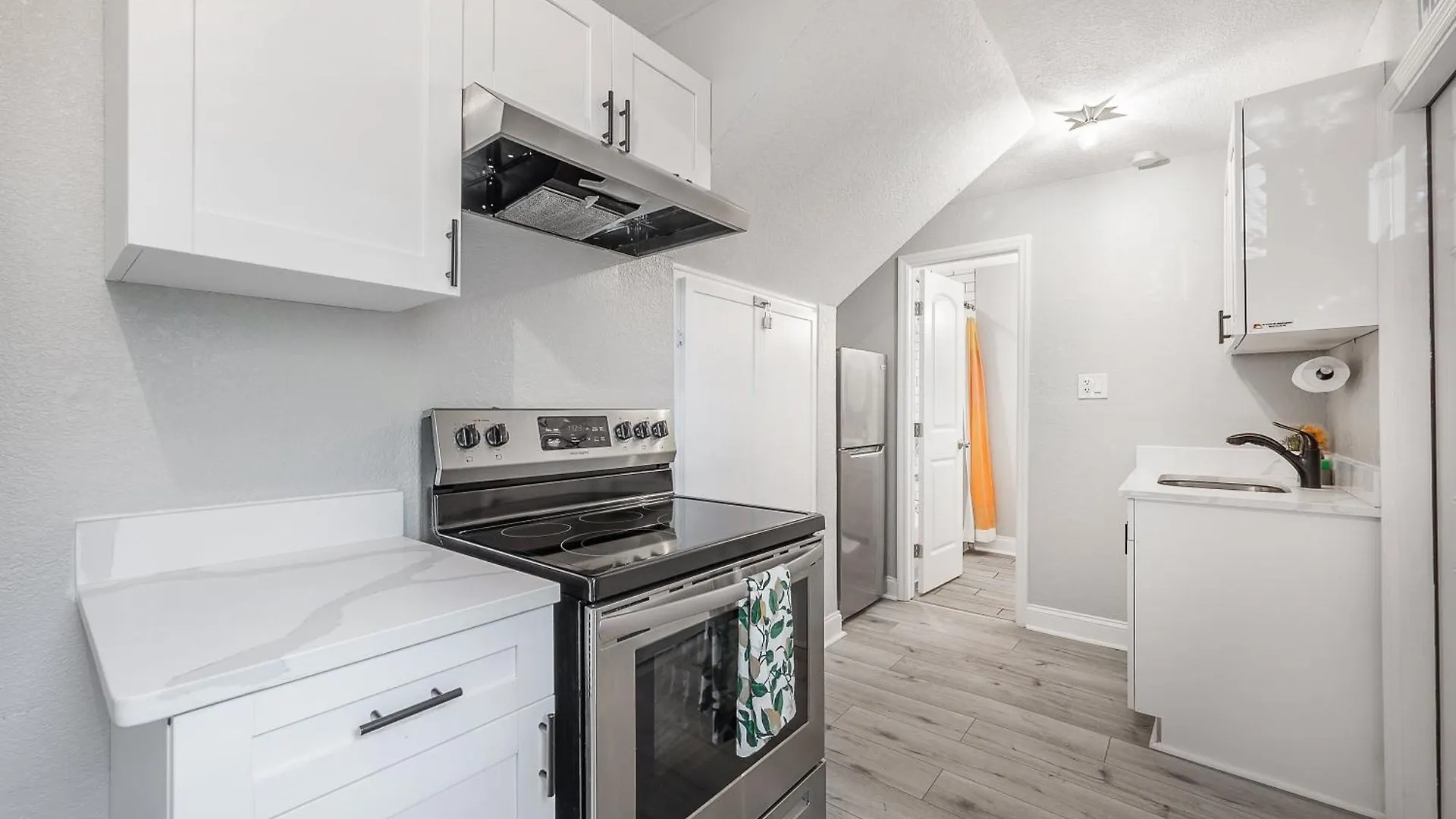 Willa 2501 W North B St Unit 7 Tampa 0*,  Stany Zjednoczone Ameryki